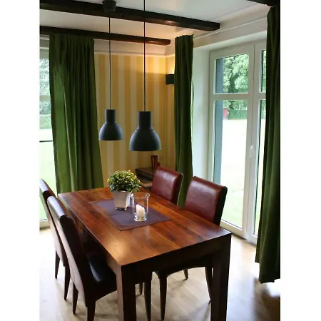 Ferienwohnung Auf Gut Apartment Owstin